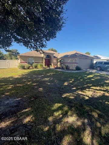 1818 Courtland Boulevard, Deltona, FL 32738