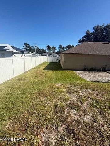 1818 Courtland Boulevard, Deltona, FL 32738