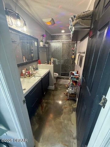 1818 Courtland Boulevard, Deltona, FL 32738