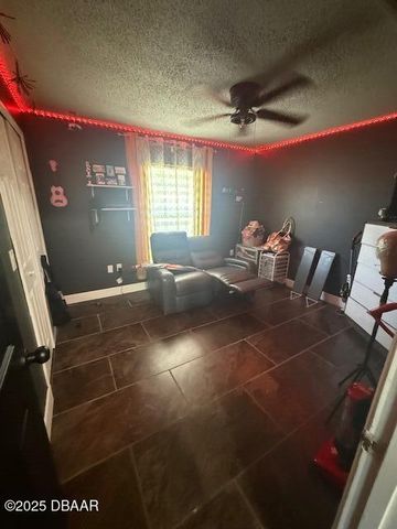 1818 Courtland Boulevard, Deltona, FL 32738