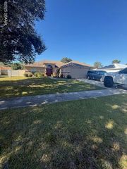 1818 Courtland Boulevard, Deltona, FL 32738