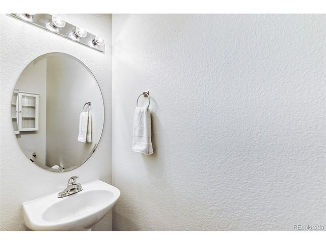 11250 Florence St 19C, Commerce City, CO 80640