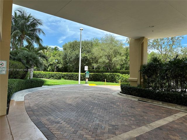 1755 E Hallandale Beach Blvd 1605E, Hallandale Beach, FL 33009