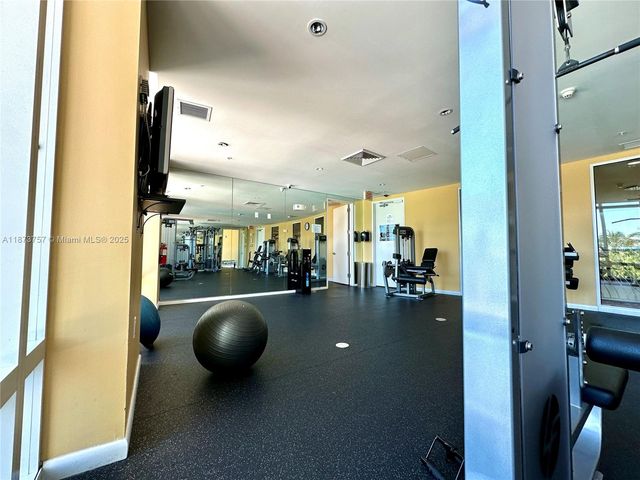 1755 E Hallandale Beach Blvd 1605E, Hallandale Beach, FL 33009