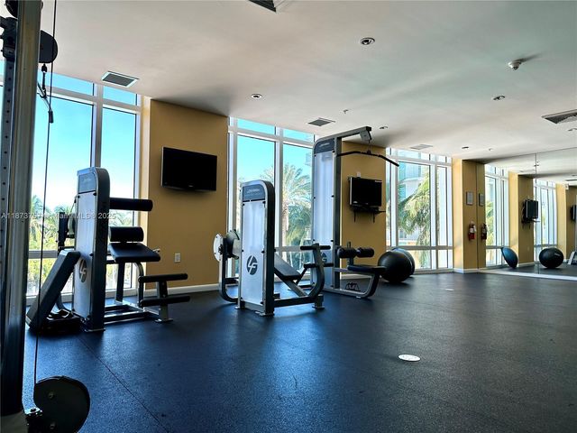 1755 E Hallandale Beach Blvd 1605E, Hallandale Beach, FL 33009