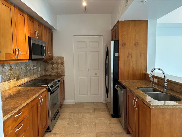 1755 E Hallandale Beach Blvd 1605E, Hallandale Beach, FL 33009