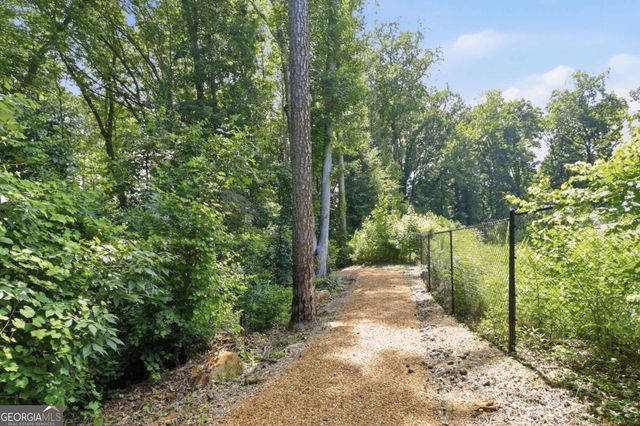 1812 Fabian Way SW, Austell, GA 30106
