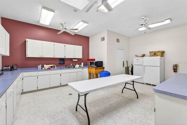 10047 EQUITY AVENUE, Dade City, FL 33525