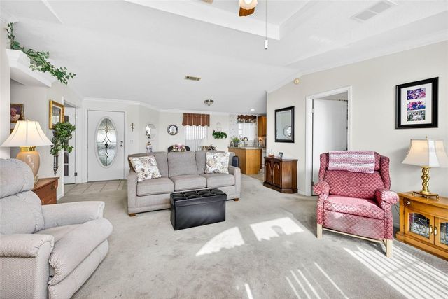 10047 EQUITY AVENUE, Dade City, FL 33525