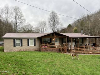 9536 Mcfall Fork Road, Pound, VA 24279