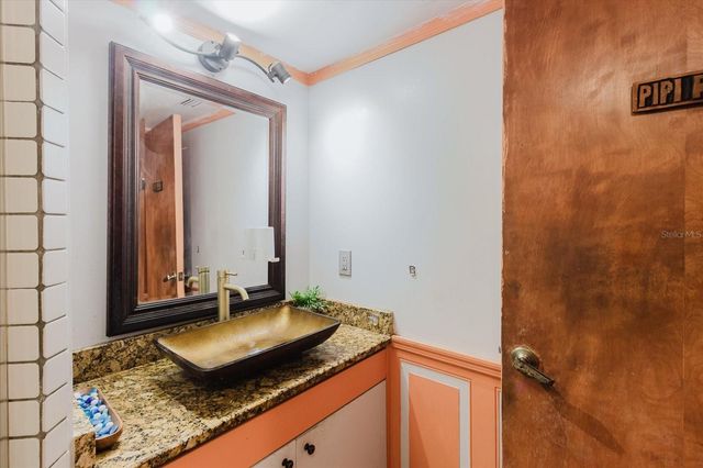 4404 OLD ORCHARD DRIVE, Tampa, FL 33618