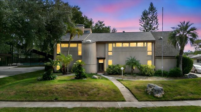 4404 OLD ORCHARD DRIVE, Tampa, FL 33618