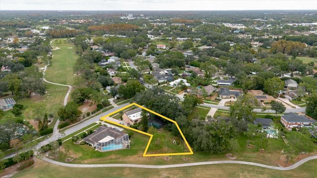 4404 OLD ORCHARD DRIVE, Tampa, FL 33618