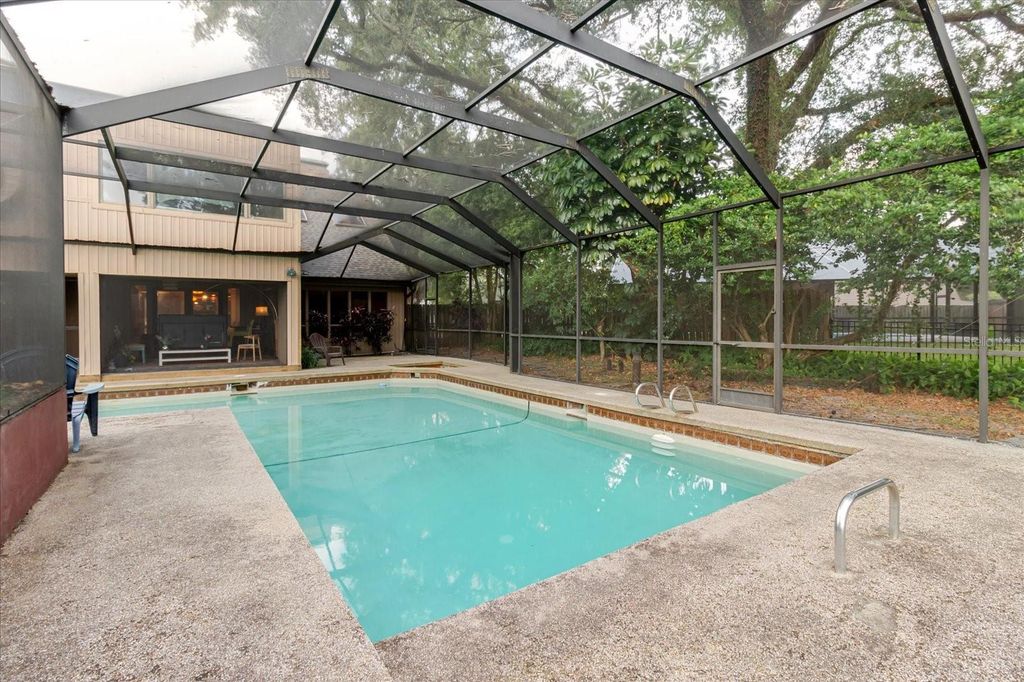 Image 40 of property listing at 4404 OLD ORCHARD DRIVE, Tampa, FL 33618