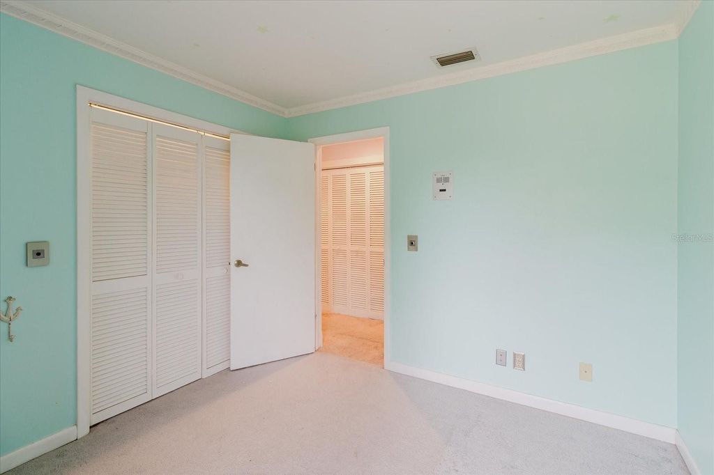 Image 64 of property listing at 4404 OLD ORCHARD DRIVE, Tampa, FL 33618