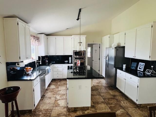 26562 Lone Tree Rd, Escalon, CA 95320