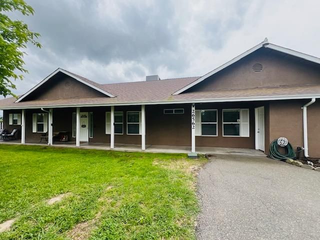 26562 Lone Tree Rd, Escalon, CA 95320