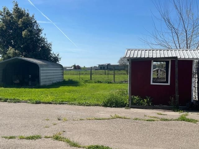 26562 Lone Tree Rd, Escalon, CA 95320