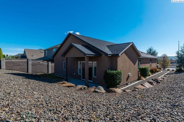 4384 Corvina St, Richland, WA 99352