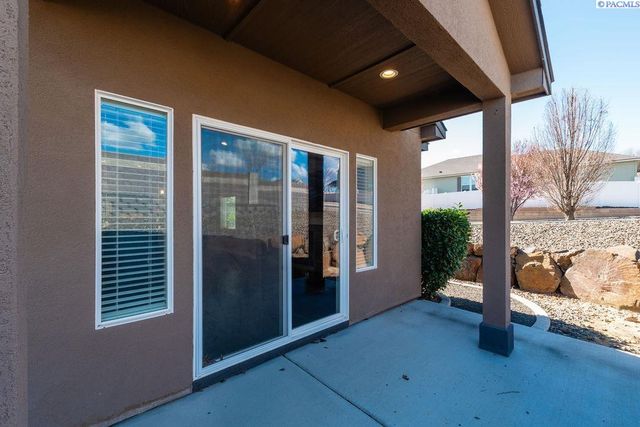 4384 Corvina St, Richland, WA 99352