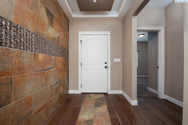 4384 Corvina St, Richland, WA 99352