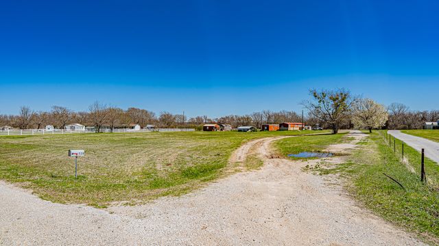 528 Stonegate Drive, Paradise, TX 76073