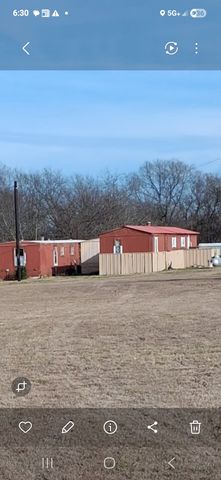 528 Stonegate Drive, Paradise, TX 76073