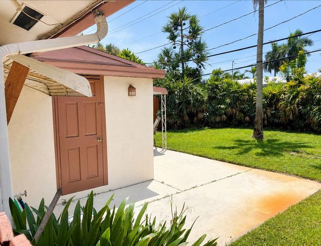 1980 NE 56th Street, Fort Lauderdale, FL 33308