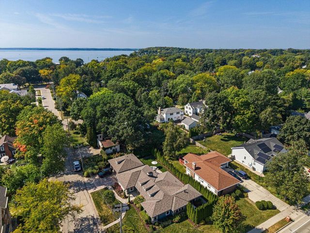 10 Roxbury Road, Madison, WI 53704