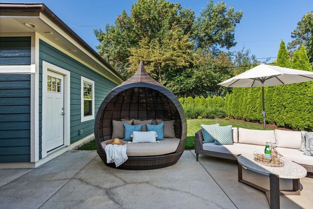 10 Roxbury Road, Madison, WI 53704