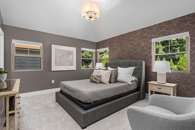 10 Roxbury Road, Madison, WI 53704