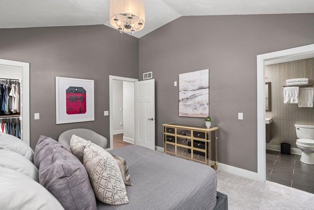 10 Roxbury Road, Madison, WI 53704