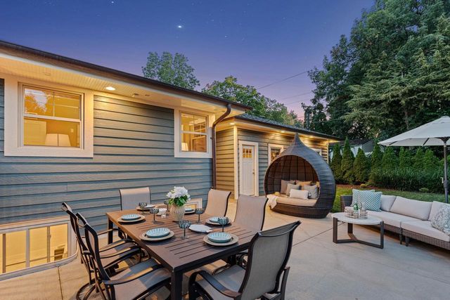 10 Roxbury Road, Madison, WI 53704