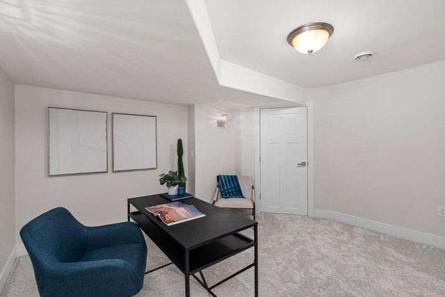 10 Roxbury Road, Madison, WI 53704