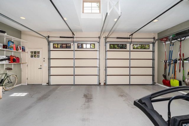 10 Roxbury Road, Madison, WI 53704