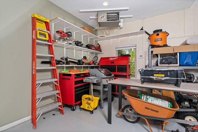 10 Roxbury Road, Madison, WI 53704