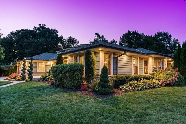 10 Roxbury Road, Madison, WI 53704