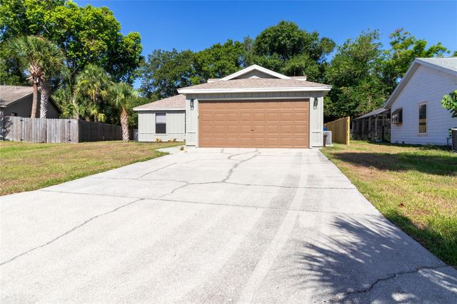 8232 COUNTRY OAKS COURT, Sarasota, FL 34243