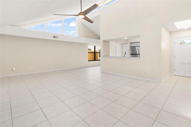 8232 COUNTRY OAKS COURT, Sarasota, FL 34243