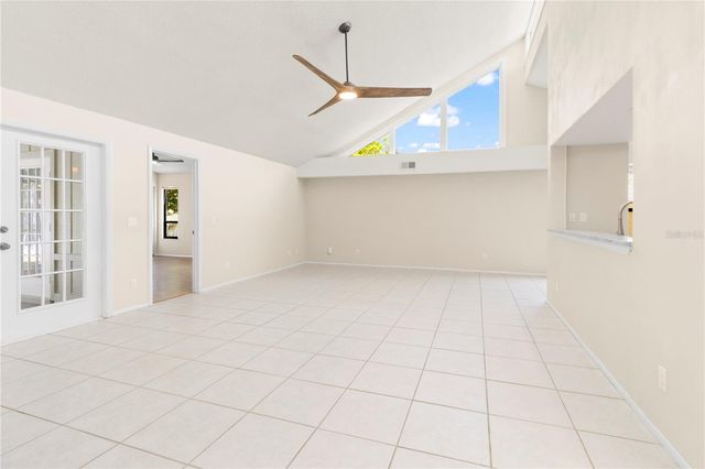 8232 COUNTRY OAKS COURT, Sarasota, FL 34243