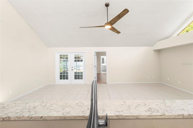 8232 COUNTRY OAKS COURT, Sarasota, FL 34243