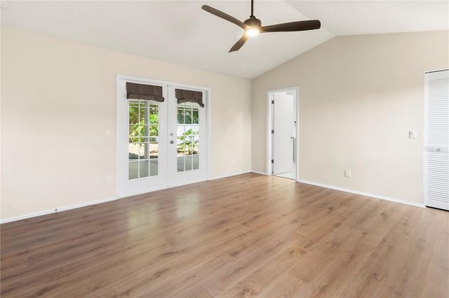 8232 COUNTRY OAKS COURT, Sarasota, FL 34243