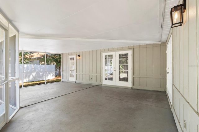 8232 COUNTRY OAKS COURT, Sarasota, FL 34243