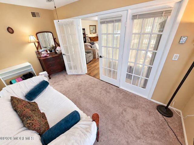 915A Liverpool Circle, Manchester, NJ 08759