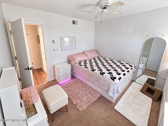 915A Liverpool Circle, Manchester, NJ 08759