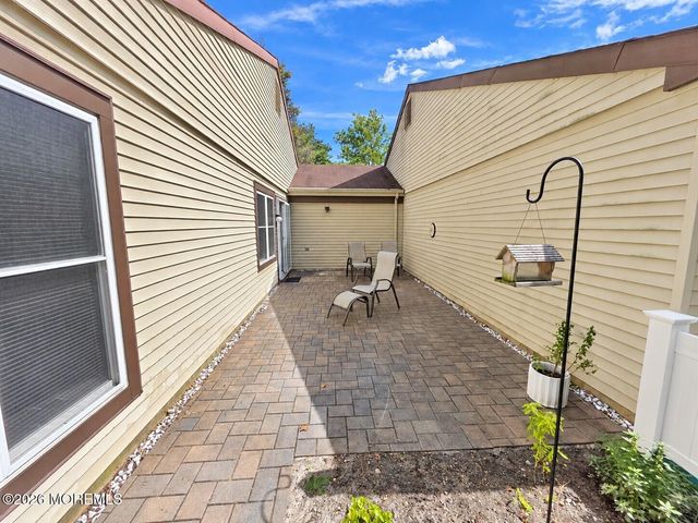 915A Liverpool Circle, Manchester, NJ 08759