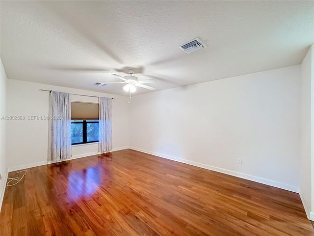 5 Flamenco Way, Port St. Lucie, FL 34952