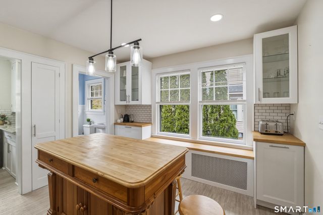 365 Maple Avenue, Cheshire, CT 06410