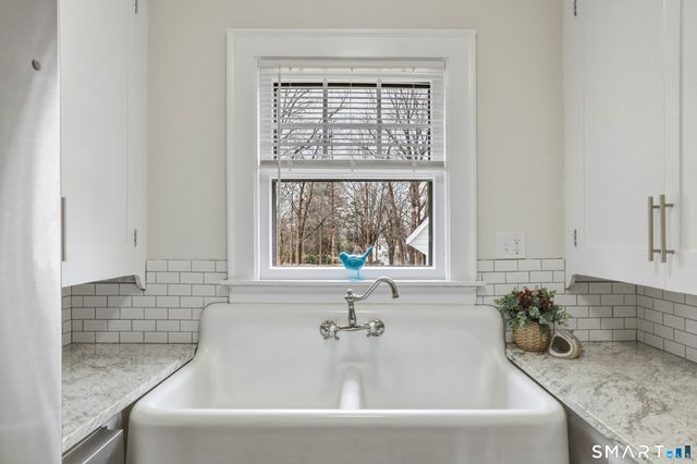 365 Maple Avenue, Cheshire, CT 06410