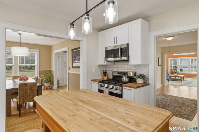 365 Maple Avenue, Cheshire, CT 06410